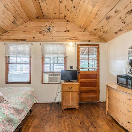 The Cottages At Harvey Lake Northwood Экстерьер фото